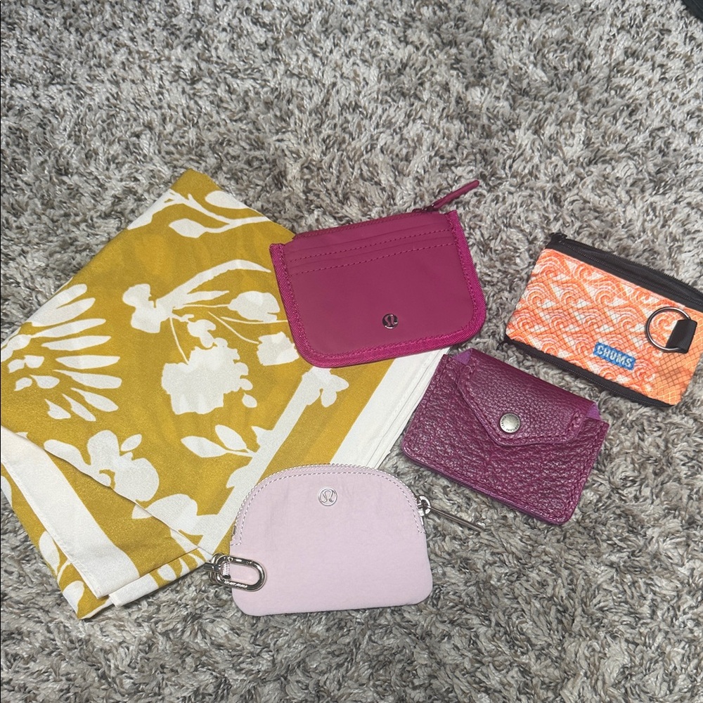 Bundle of wallets